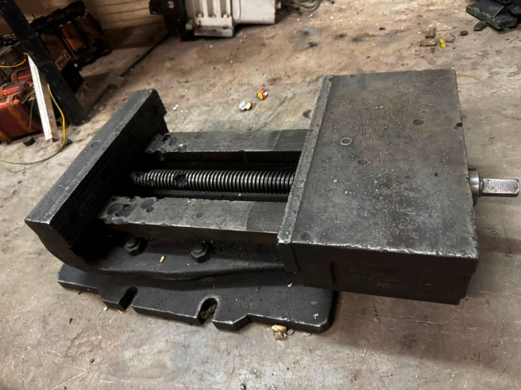 Heavy Duty Vice 300mm