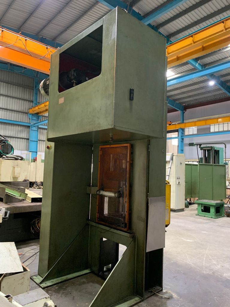 65 Tons Hydraulic Press - Image 13