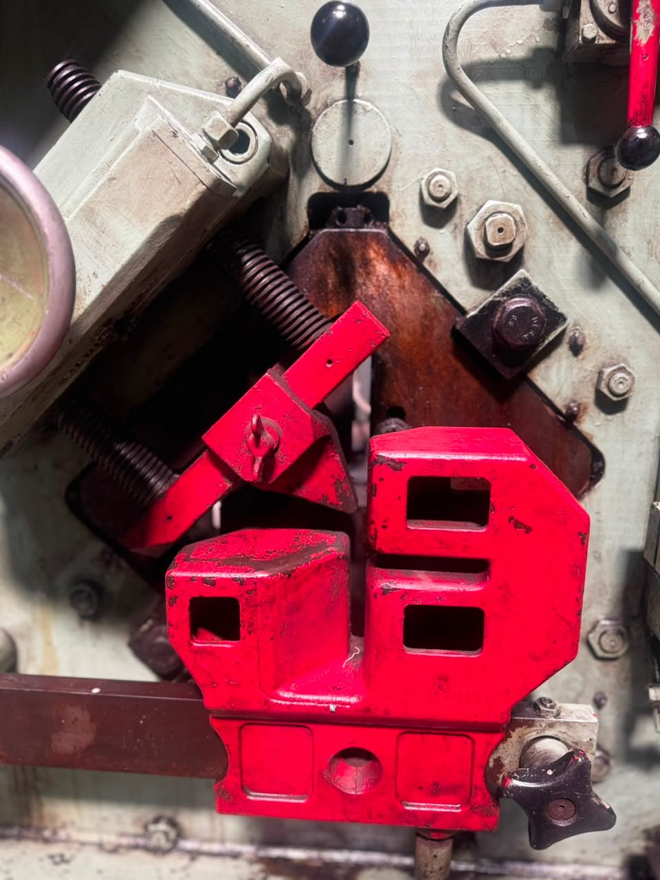 Iron Worker Peddinghaus 90 Tons - Image 13
