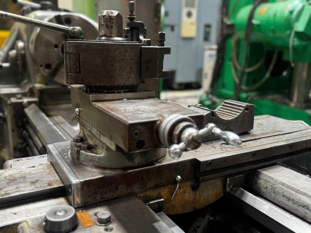 Lathe Okuma 1500 - Image 9