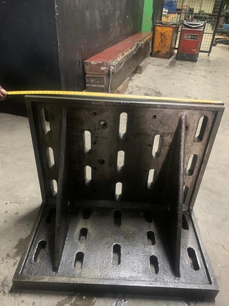 Angle plate 500 x 300 x&Acirc;&nbsp;400mm - Image 4