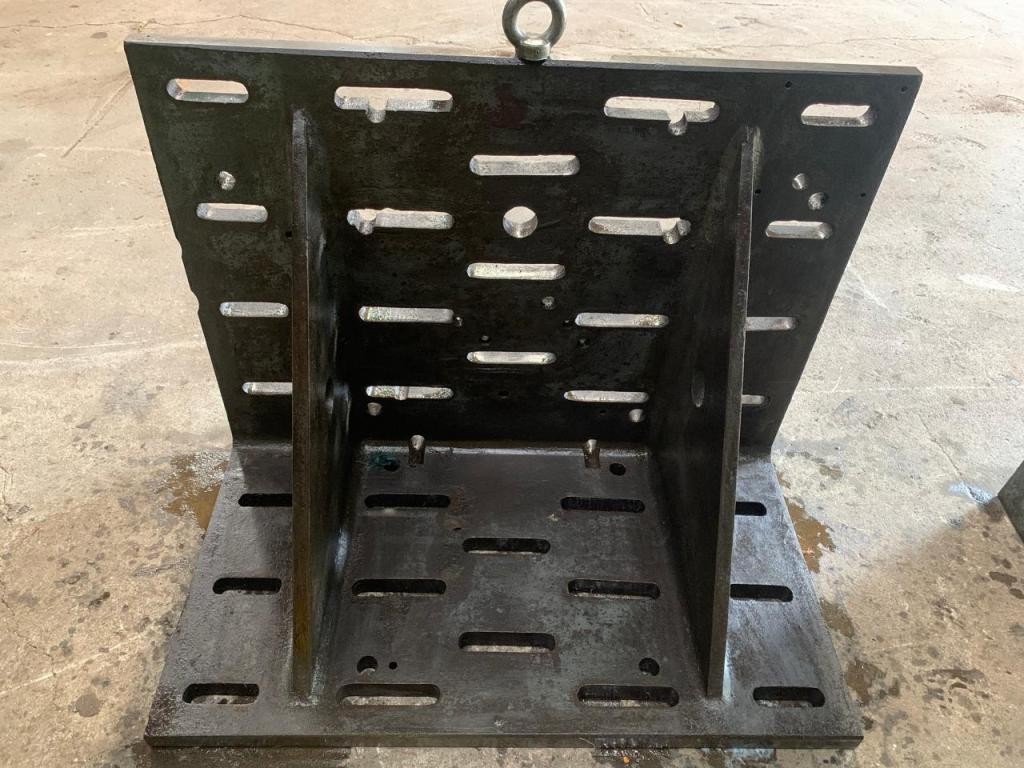Angle plate 800 x 450 x 600mm - Image 2