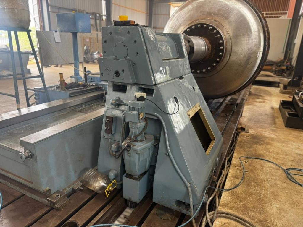 Heavy Duty Lathe 10000 x 2500mm - Image 3