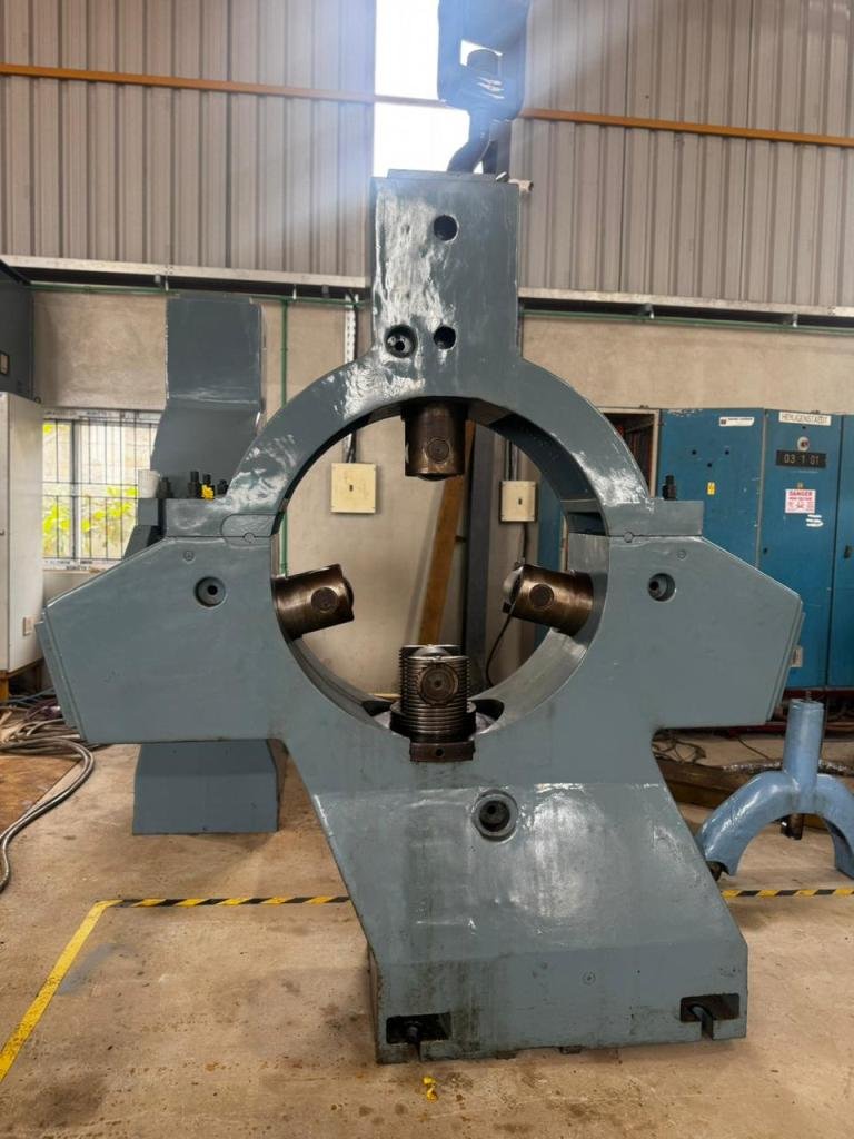 Heavy Duty Lathe 10000 x 2500mm - Image 7