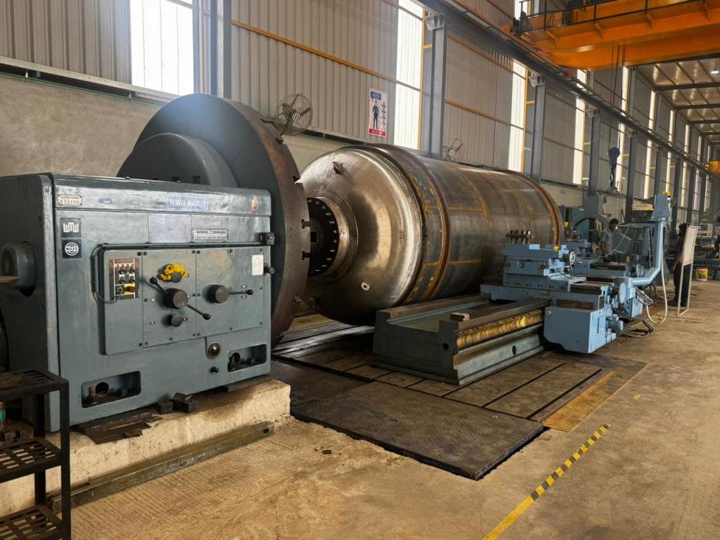 Heavy Duty Lathe 10000 x 2500mm - Image 12