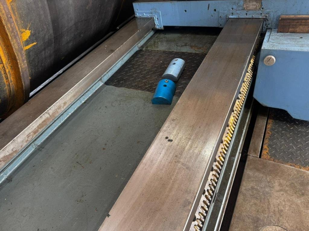 Heavy Duty Lathe 10000 x 2500mm - Image 16