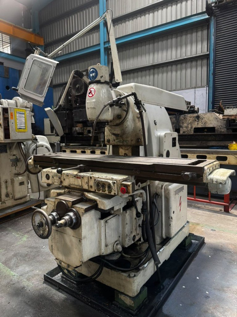 Universal Milling Cugir 1525 × 325mm