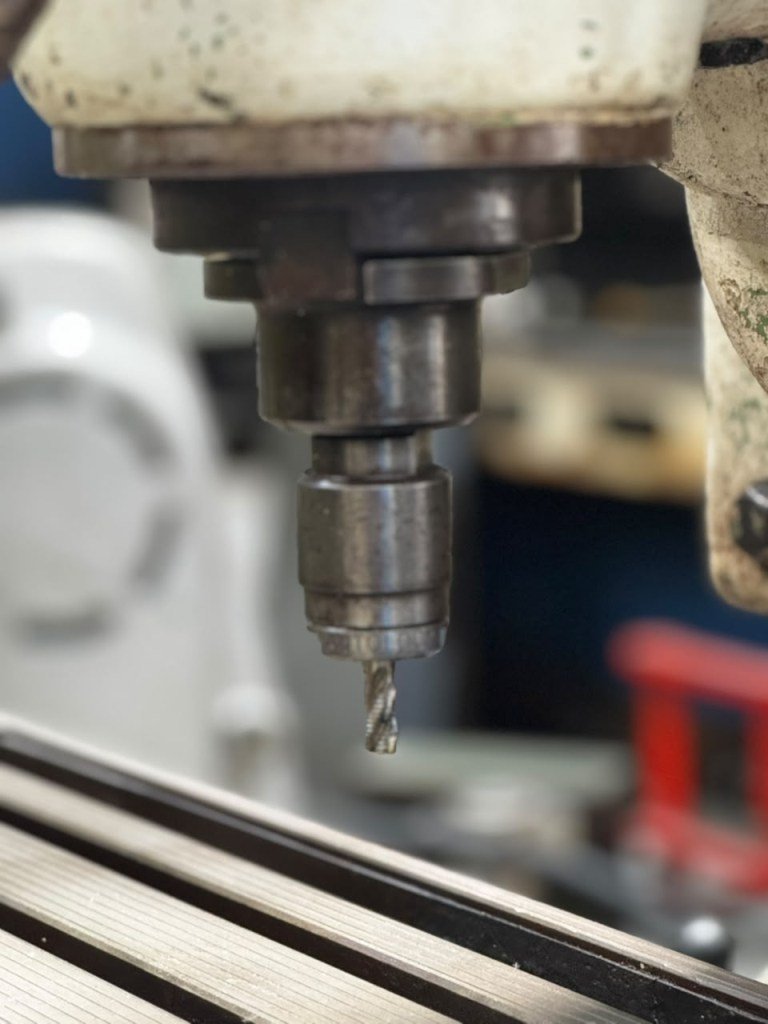 Universal Milling Cugir 1525 &Atilde; 325mm - Image 4